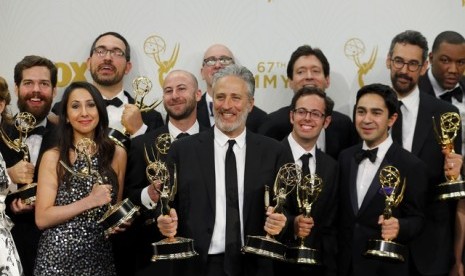 Nielsen mencatat anya 11,9 juta penonton yang menyaksikan malam penganugerahan tahunan Emmy Awards yang di selenggarakan pada Sabtu (20/9).