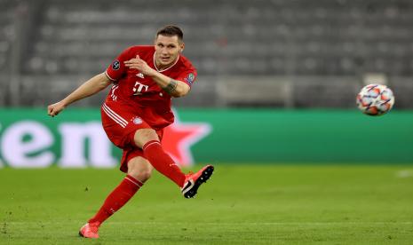 Pemain belakang Bayern Muenchen Niklas Sule.