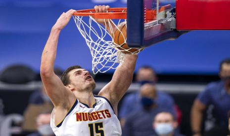 Nikola Jokic dari Denver Nuggets.