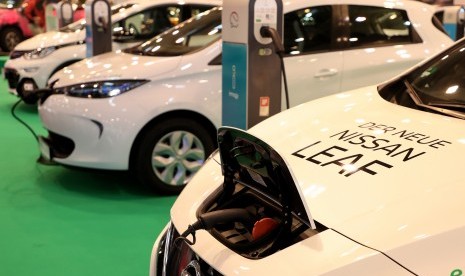 Nissan Leaf, salah satu kendaraan elektrik dari Nissan yang laris di dunia.