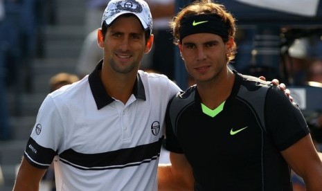 Novak Djokovic (kiri) dan Rafael Nadal.