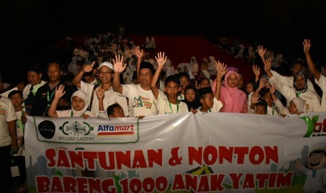 NU Care-LAZISNU menggelar “Santunan dan Nonton Bareng 1000 Anak Yatim”, Ahad (1/10). 