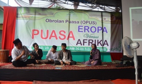 Obrolan Puasa di Masjid Riyadlush Shalihin Parung, Bogor, mengangkat tema Puasa Eropa Vs Puasa Afrika