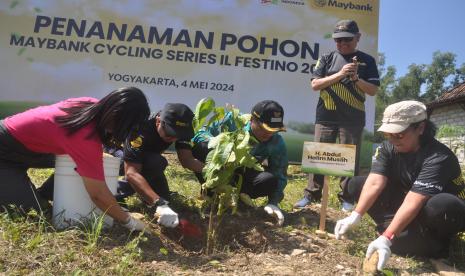 ogi bio-conversion yang memanfaatkan Black Soldier Fly (BSF) atau Lalat Tentara Hitam. Peresmian fasilitas tersebut dilaksanakan bertepatan dengan penyelenggaraan event Maybank Cycling Series Il Festino 2024 di Yogyakarta, Sabtu (4/5/2024).