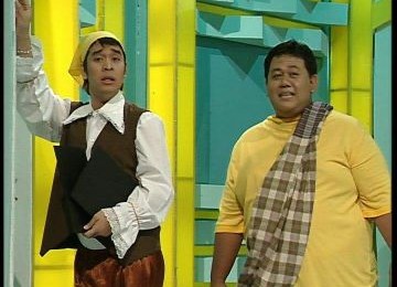 Olga Syahputra dan Ade Namnung (kanan)