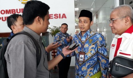 Ombudsman RI segera menurunkan tim untuk melakukan ivestigasi sejauh mana Visa Facilitation Service (VFS) Tasheel melanggar ketentuan dalam menjalankan rekam biometrik. Patuhi mengadukan Tasheel ke Ombudsman RI, pada Senin (25/2). 