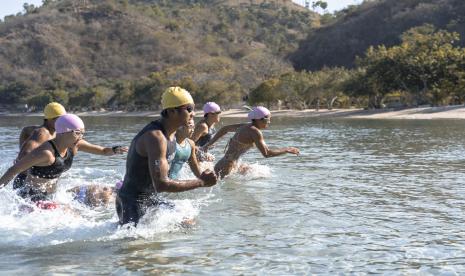 open-water swimming bertajuk Limbang Tacik 2024, Taaktana Open Water Festival.