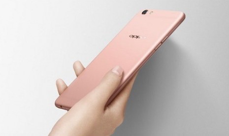 Oppo F3 Plus