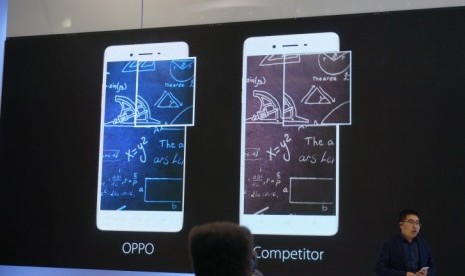 Oppo mengenalkan optimasi foto berbasis sensor yang pertama di dunia.