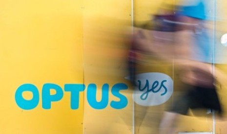  Optus mengatakan iklan yang menyinggung tidak bisa diterima.