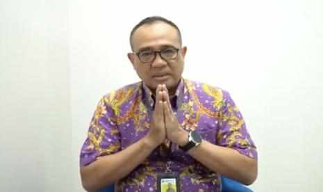 Orang tua tersangka kasus penganiayaan Mario Dandy Satrio, Rafael Alun Trisambodo. Menko Polhukam Mahfud MD sebut meski ayah Dandy, Rafael telah mundur tapi tak hilang proses hukumnya