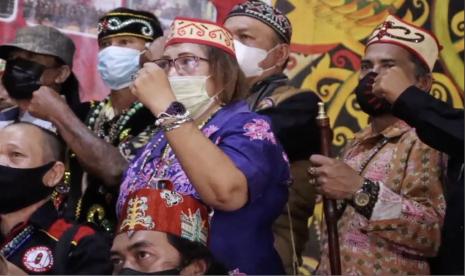 Organisasi Kemasyarakatan Suku Dayak se-Kalimantan mendeklarasikan dukungan terkait Undang-Undang Nomor 3 Tahun 2022 tentang Ibu Kota Negara Nusantara, yang berada di Kecamatan Sepaku, Kabupaten Penajam Paser Utara, Kalimantan Timur. 