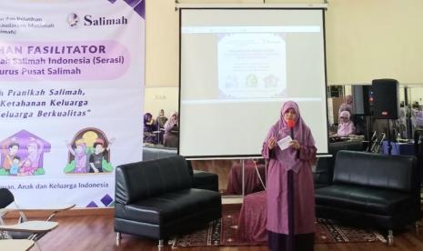  Ormas Persaudaraan Muslimah (Salimah) siap menerjunkan SDM ke masyarakat melalui program Sekolah Pranikah Salimah (Serasi).