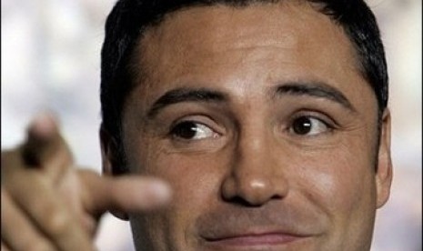 Legenda tinju dunia Oscar de la Hoya. 