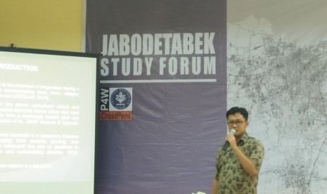 P4W LPPM IPB menggelar Jabodetabek Study Forum Discussion Series “, Senin (9/4) bertempat di Aula Ahmad Baehaqie, P4W LPPM IPB, Kampus IPB Baranangsiang.