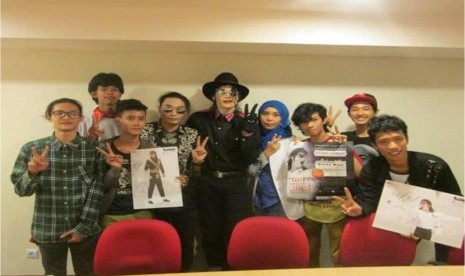 Pada Juli – September 2013, MJL Indonesia menjadi komunitas pendukung promosi konser tribut Michael Jackson menampilkan impersonator internasional yaitu Mr. Kenny Wizz.