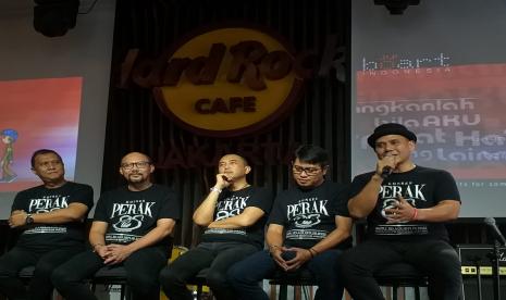 Padi Reborn menggelar konferensi pers jelang konser tunggal perayaan 25 tahun bermusik di Hard Rock Cafe, Selasa (26/7). 