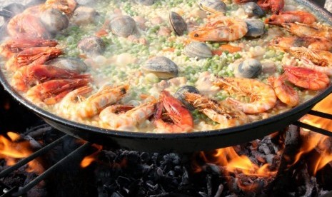 Paella, kuliner khas Spanyol.