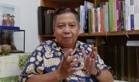 Pakar Budaya Kerajaan Nusantara Universitas Indonesia (UI), Profesor Agus Aris Munandar