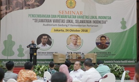 Pakar Lingkungan Hidup Emil Salim saat menghadiri “Seminar dan Focus Group Discussion (FGD) Pengembangan dan Pemanfaatan Varietas Lokal Indonesia”