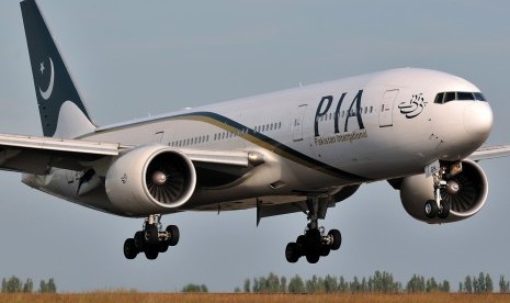 PIA Memulai Kembali Penerbangan Umroh ke Jeddah & Madinah. Pakistan International Airlines.