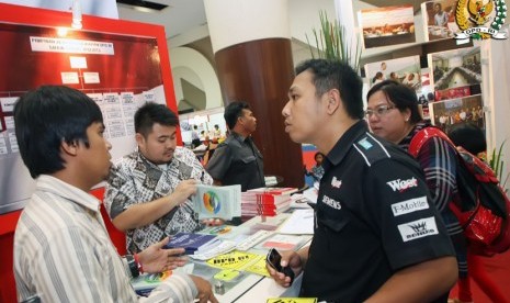 Pameran DPD RI di Surabaya, Provinsi Jawa Timur, (12 - 16 Juni 2013).