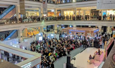 Pameran Emas dan Berlian Gold in Fest di Ambarukmo Plaza, Yogyakarta (24/9/2022).