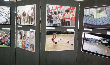 Pameran foto Kilas Balik 