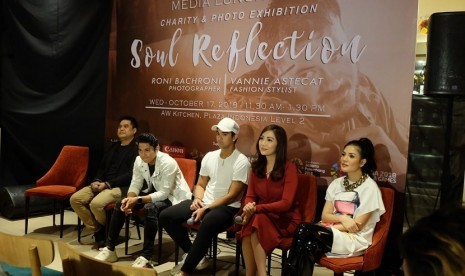 Pameran foto 'Soul Reflection' dan penggalangan dana untuk mantan atlet