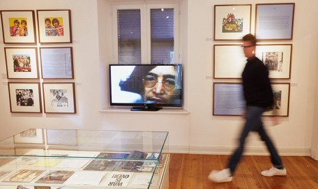 Pameran John Lennon di Jerman.   