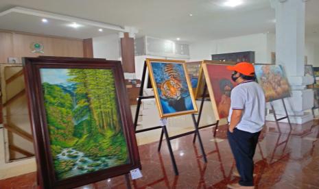 Sasya Tranggono Pamerkan Lukisan Wayang di Singapura (ilustrasi).