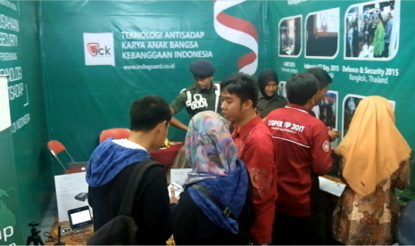 pameran sains dan teknologi pancasila di Gelanggang Olah Raga Universitas Negeri Yogyakarta (GOR UNY).