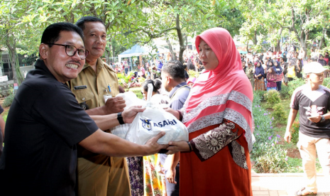 Pangan Murah. PT Asabri menyelenggarakan Pangan Murah Ramadhan.