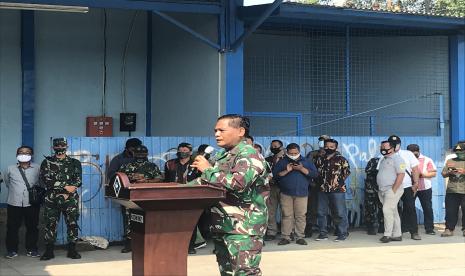 Panglima Kodam (Pangdam) III/Siliwangi Mayjen Nugroho Budi Wiryanto di Situ Tlajung Ilir Wanaherang, Kecamatan Gunungputri, Kabupaten Bogor, Senin (24/8).