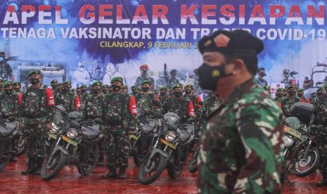 Panglima TNI Marsekal TNI Hadi Tjahjanto meminta jajarannya mewaspadai senjata sosial baru yaitu dunia maya. Pasalnya dunia maya dianggap berpotensi menimbulkan konflik hingga perekrutmen terorisme dan progranda.