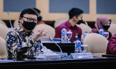 Panitia Perancang Undang Undang DPD RI (PPUU DPD RI) menyelenggarakan rapat kerja dengan Menteri Pendayagunaan Aparatur Negara dan Reformasi Birokrasi (Kemen-PAN RB) membahas mengenai Sistem Pemerintah Berbasis Elektronik (SPBE), di Gedung GBHN Komplek Parlemen Senayan Jakarta, Rabu (23/3/2022)