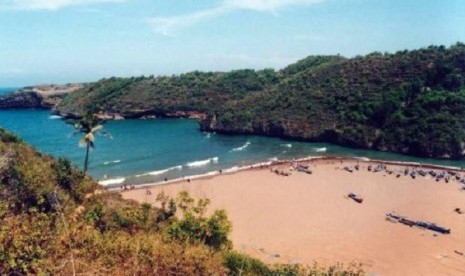 Pantai Baron di Gunung Kidul, Yogyakarta