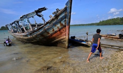  Pantai di Pulau Handeuleum, Propinsi Banten. (Tahta Aidilla/Republika)   