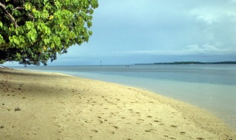 Pantai di Tobelo Utara