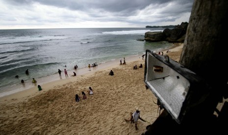 Pantai Indrayanti, Gunung Kidul, Yogyakarta.