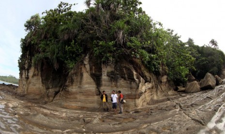 Pantai Karang Taraje, Sawarna, Banten