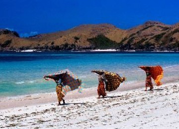 Pantai Kuta Lombok Selatan, NTB