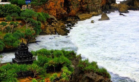 Pantai di wilayah selatan Gunung Kidul.