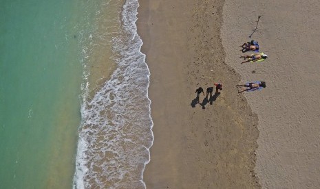 Pantai Senggigi