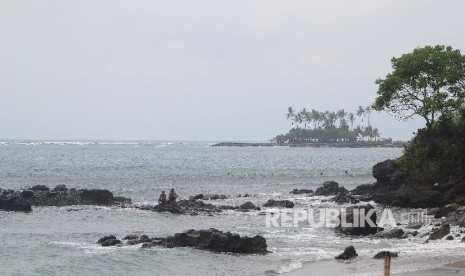 Pantai Senggigi, Lombok, NTB.