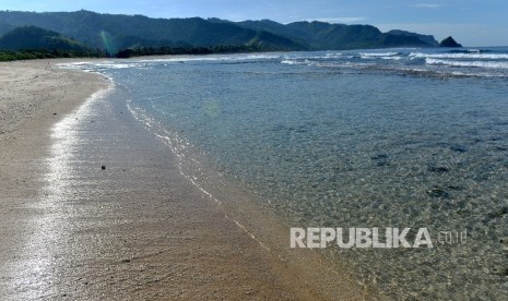 Bayi ditemukan di pantai (ilustrasi)