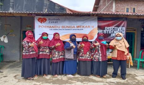 Pantau perkembangan balita, Rumah Zakat dukung layanan siaga Posyandu,