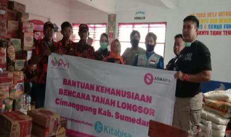 Panti Yatim Indonesia (PYI) menyalurkan bantuan untuk korban longsor, PYI melakukan penyalurkan setelah semua korban di temukan. Bantuan yang diberikan berupa 150 paket sembako yang terdiri atas beras, mie instan, gula pasir, dan teh celup. Bantuan tersebut untuk membantu meringankan korban longsor tersebut.