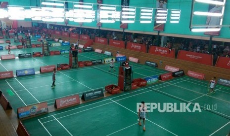 Para atlet muda Sumatra mengikuti Audisi Umum Beasiswa Djarum 2018 hari kedua di GOR Angkasa, Pekanbaru, Ahad (25/3). 