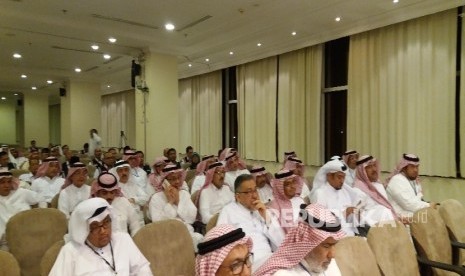 Para muasasah menghadiri pertemuan dengan Panitia Penyelenggara Ibadah Haji (PPIH) Arab Saudi 1437H/2016M di Hotel Dar Alhadi, Azizyah, Makkah, Arab Saudi, Jumat (19/8). 